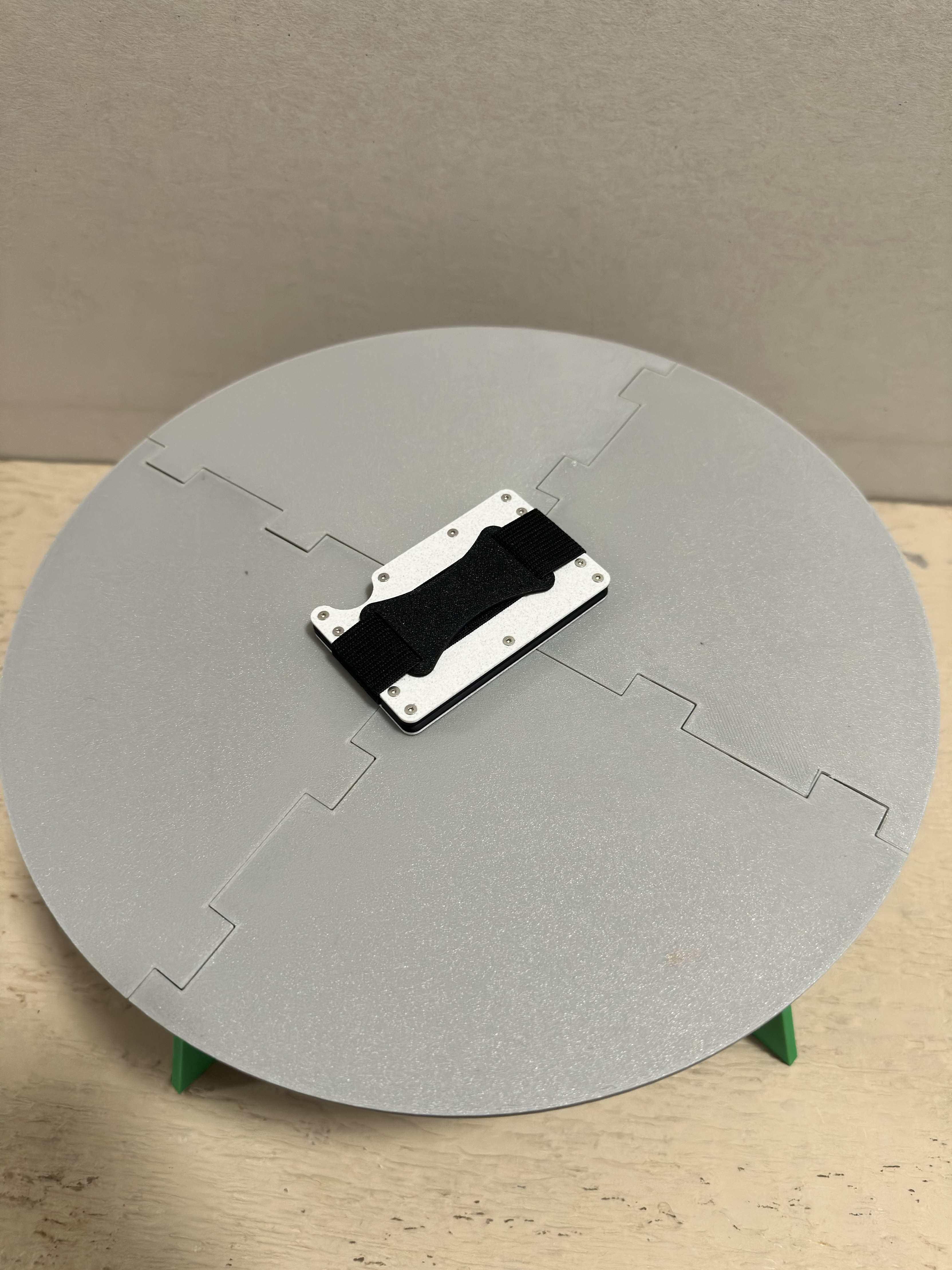 Minimalist, RFID-blocking Wallet