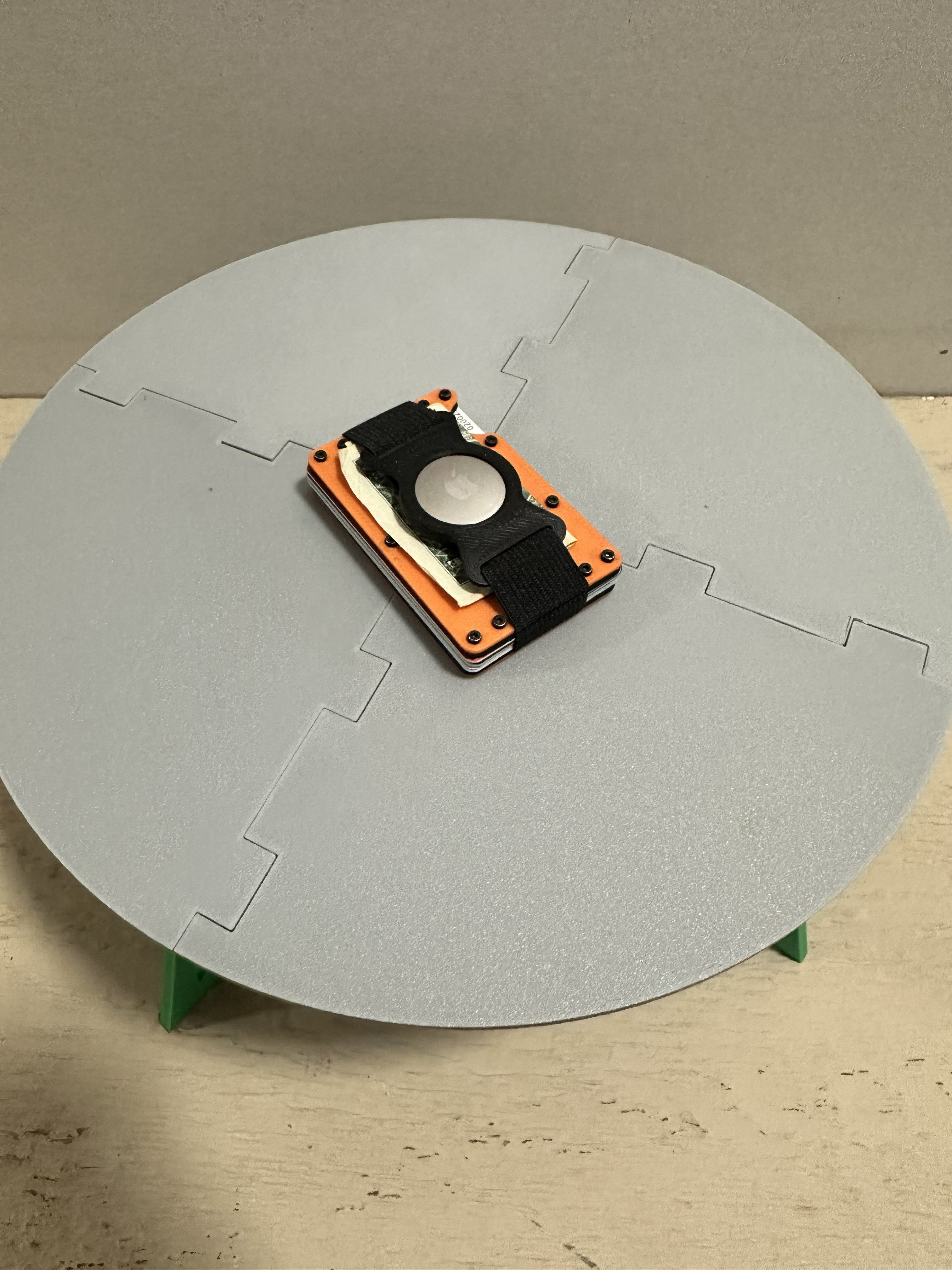 Minimalist, RFID-blocking Wallet